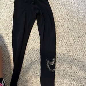 Large black leggings for girls.
